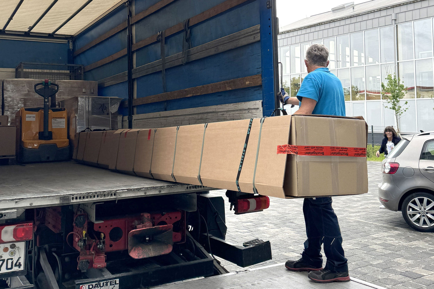 Versand von Kajaks in der Safety Box