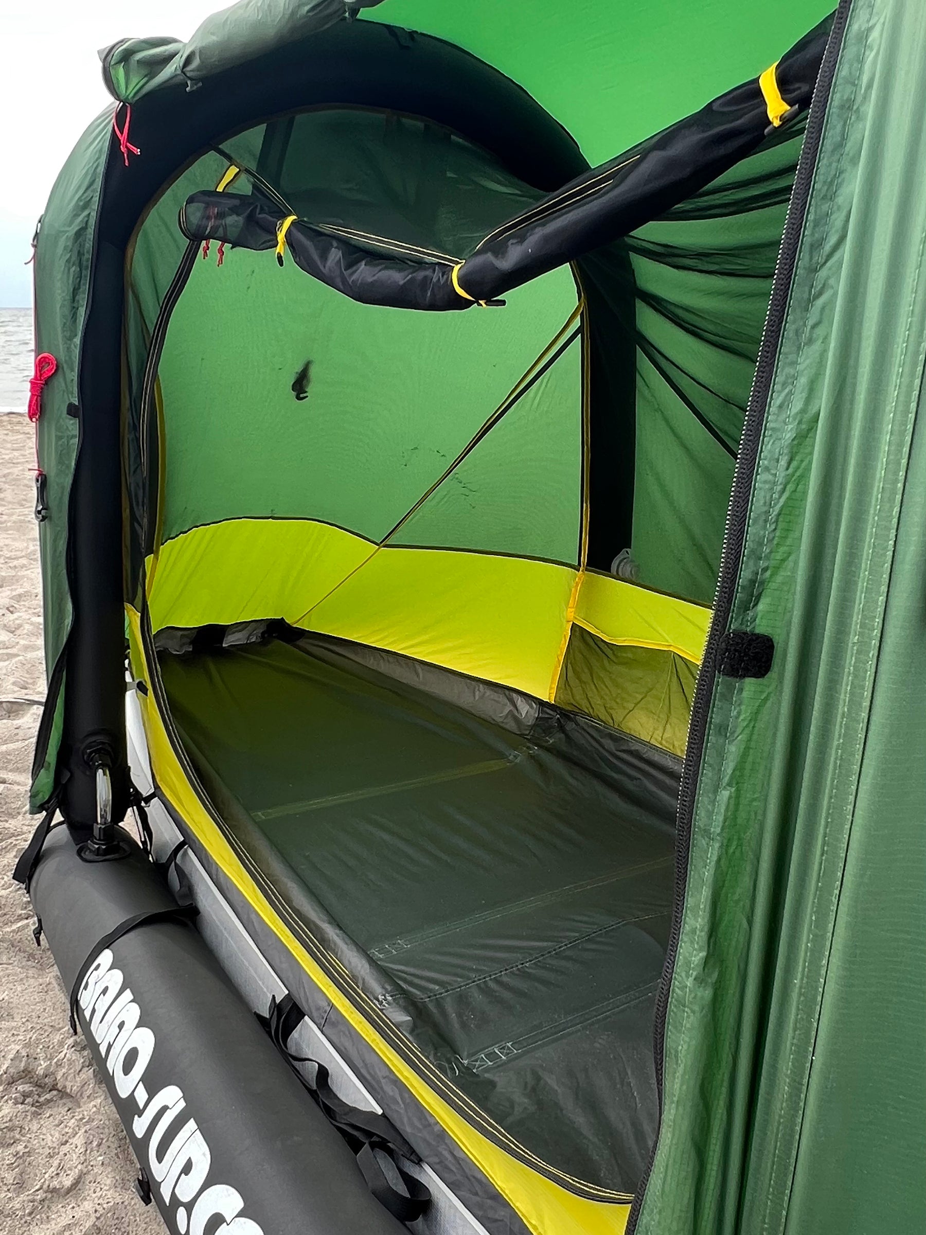 Nel set: ULTRA Light -12'2" x 30"-+ Cabina BAJAO - pacchetto avventura