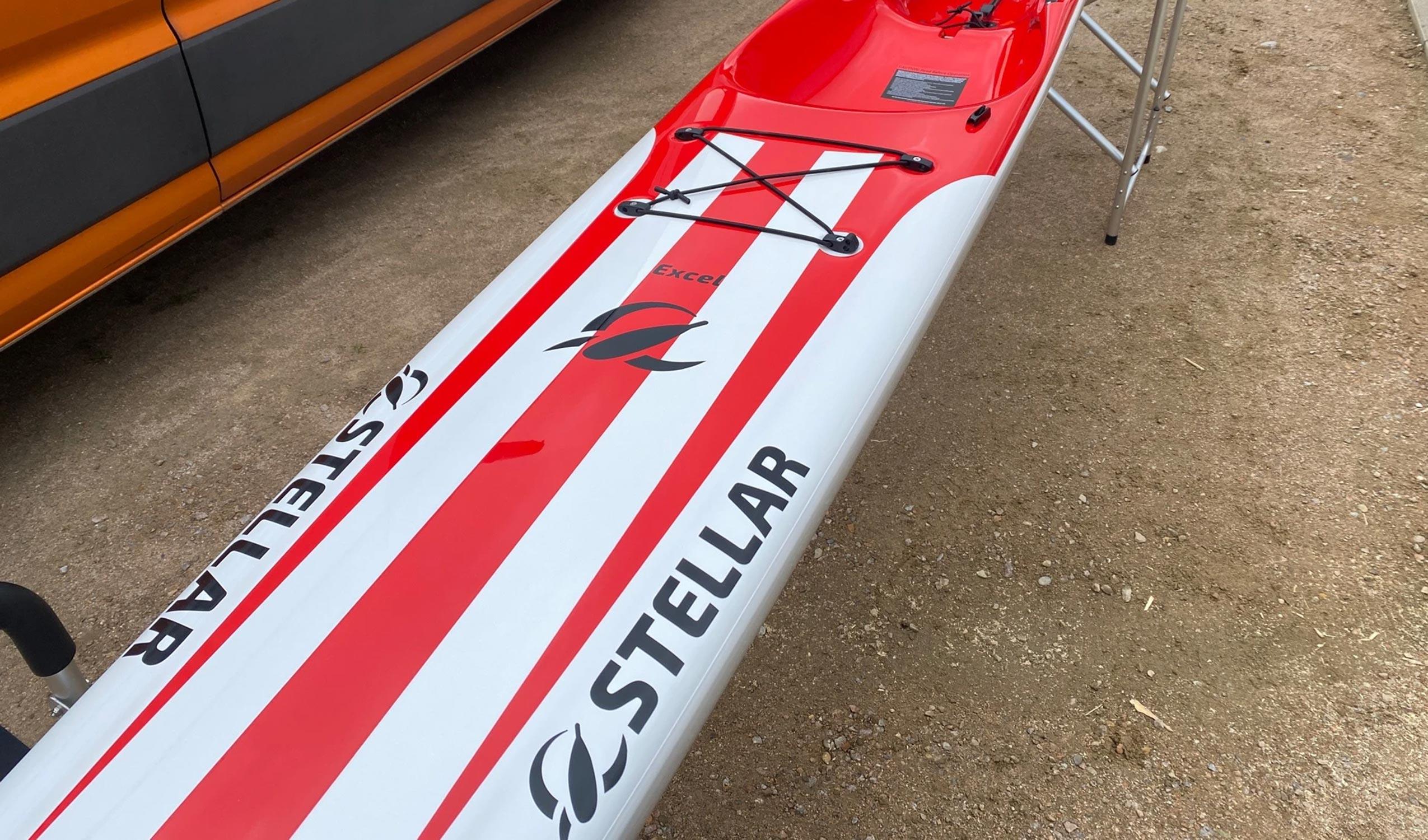 Produktbild von " Falcon Excel-weiß rot " der Marke STELLAR Lightweight für 3490.00 €. Erhältlich online bei Lite Venture ( www.liteventure.de )