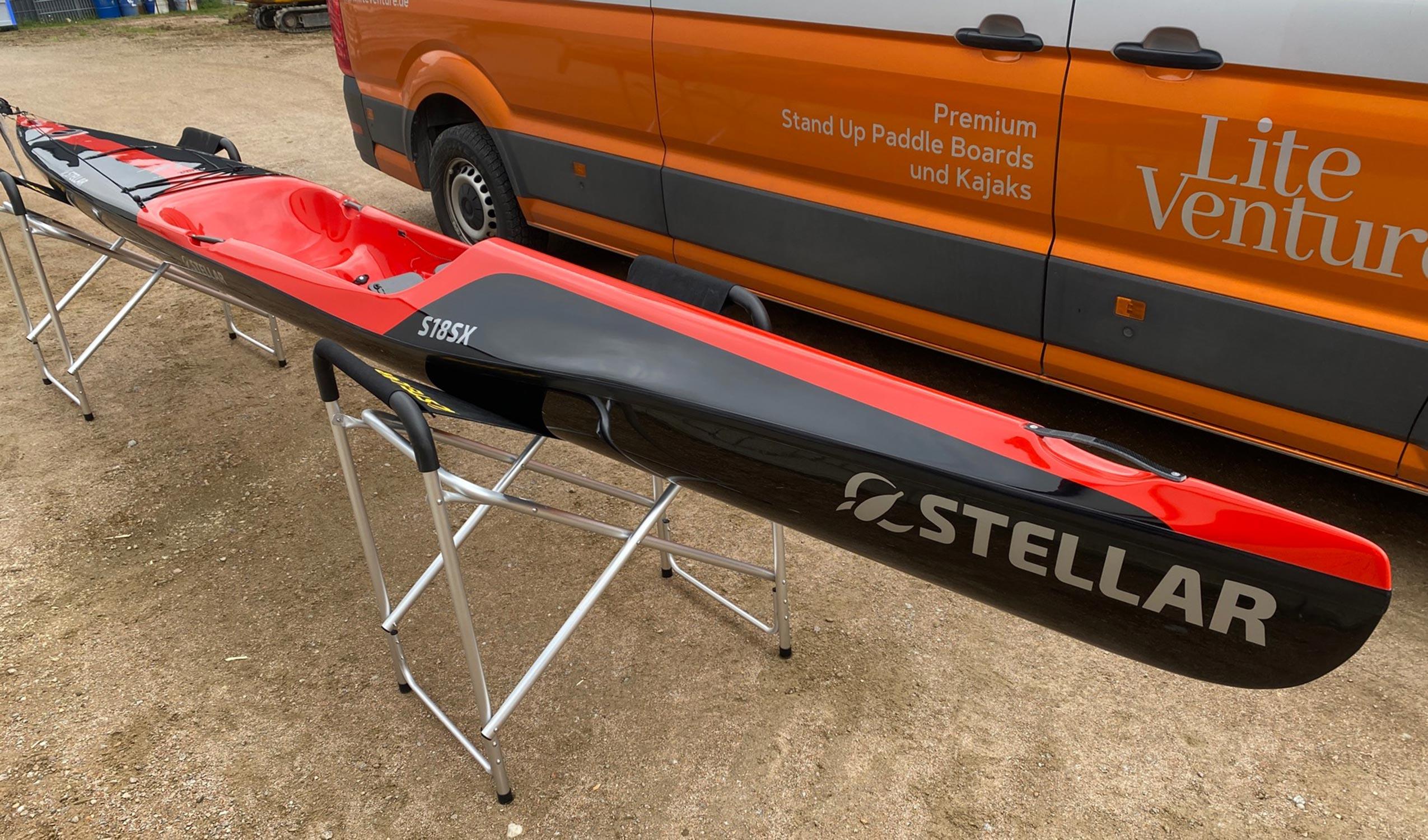 Produktbild von Kajak " S18S X Advantage-schwarz rot " der Marke STELLAR Lightweight für 2890.00 €. Erhältlich online bei Lite Venture ( www.liteventure.de )