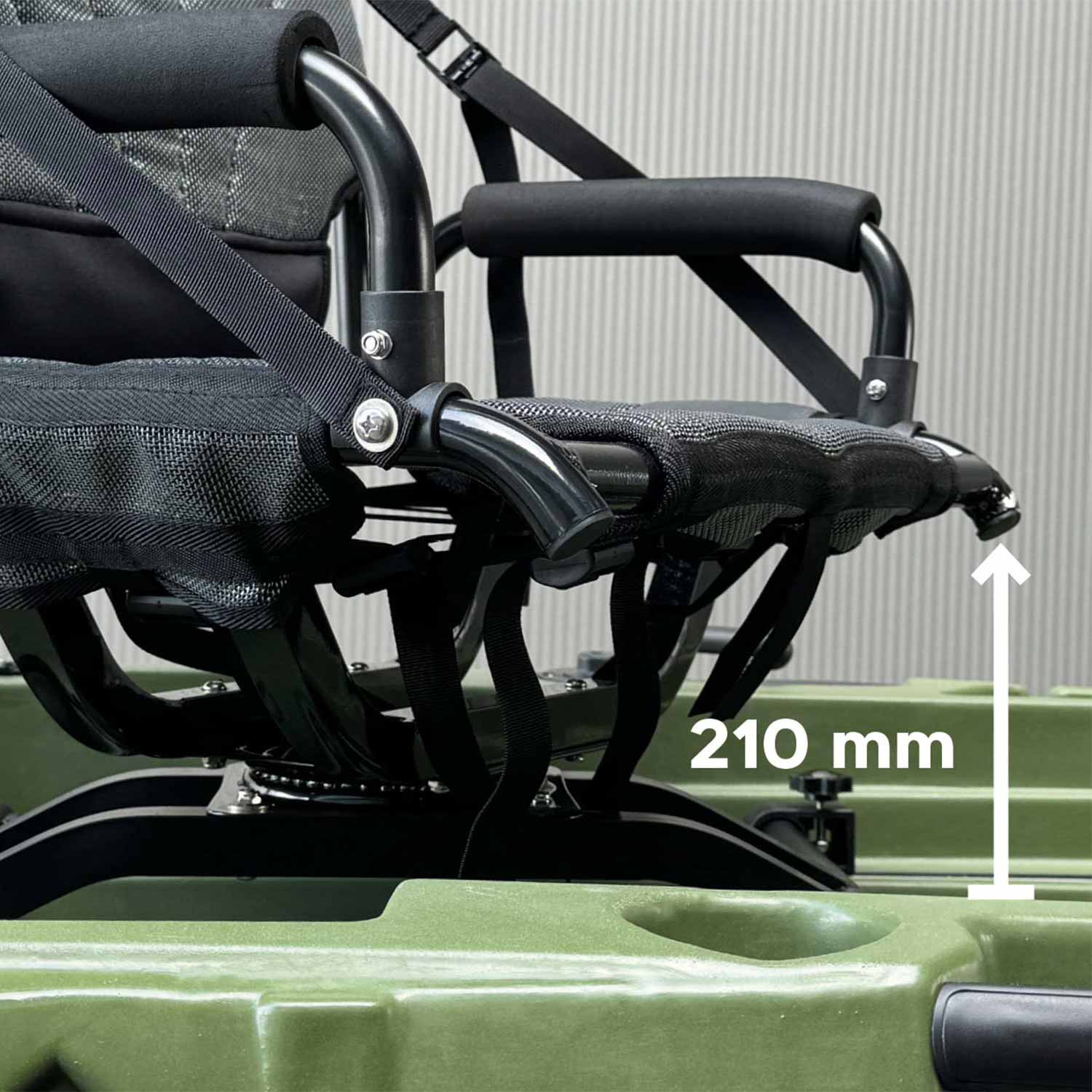 Swivel seat for fishing kayaks-360° swivelling + lockable