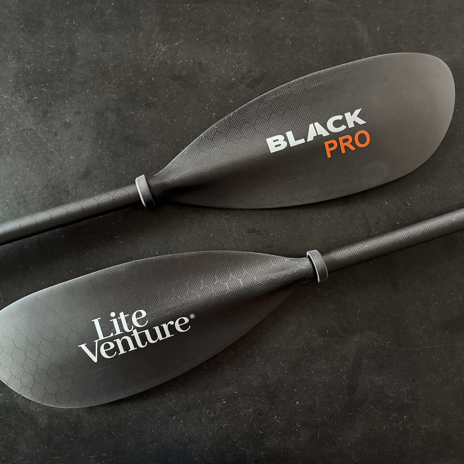 Pagaie de randonnée en carbone -avec manche droit