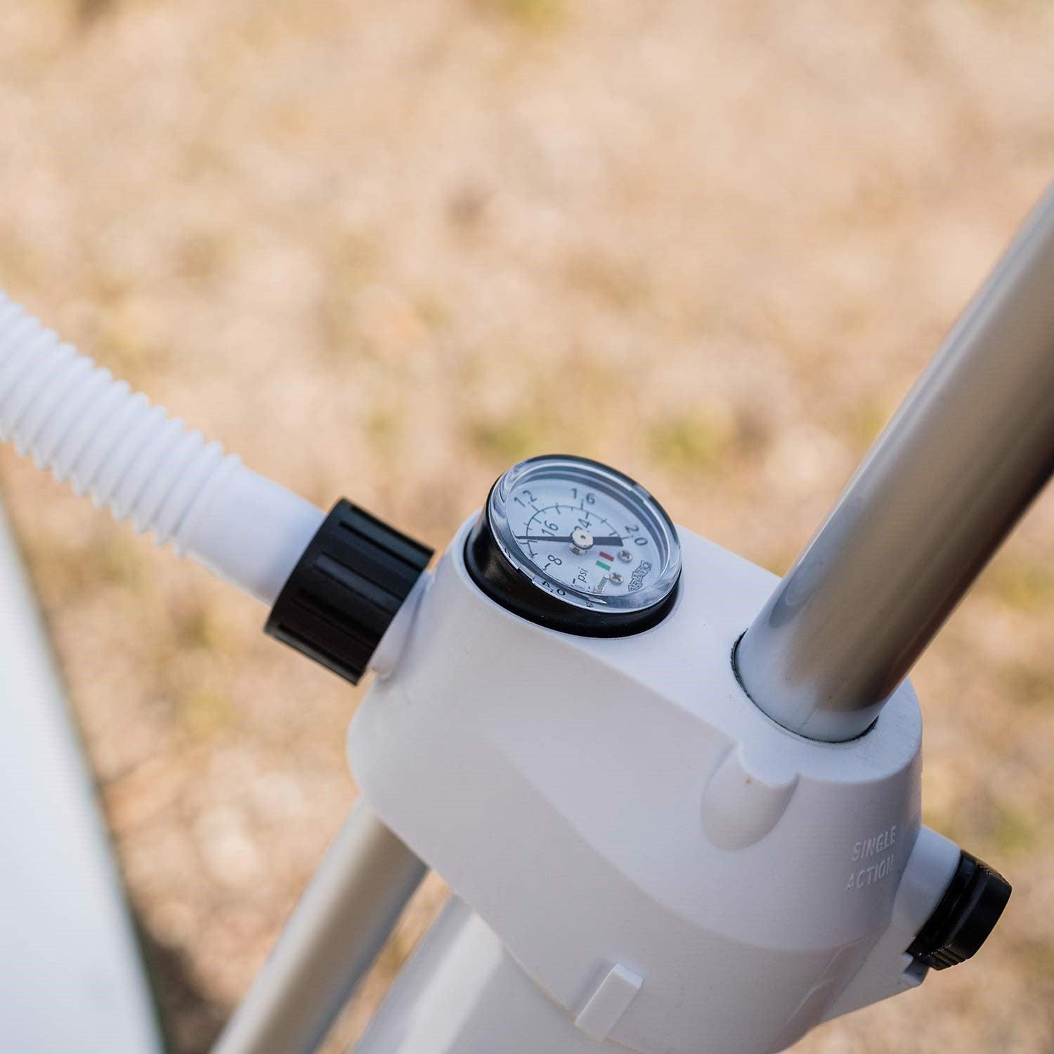 Image de produit des accessoires " Pompe SUP Light " de la marque Lite Venture pour 59.90 €. Disponible en ligne chez Lite Venture ( www.liteventure.de )