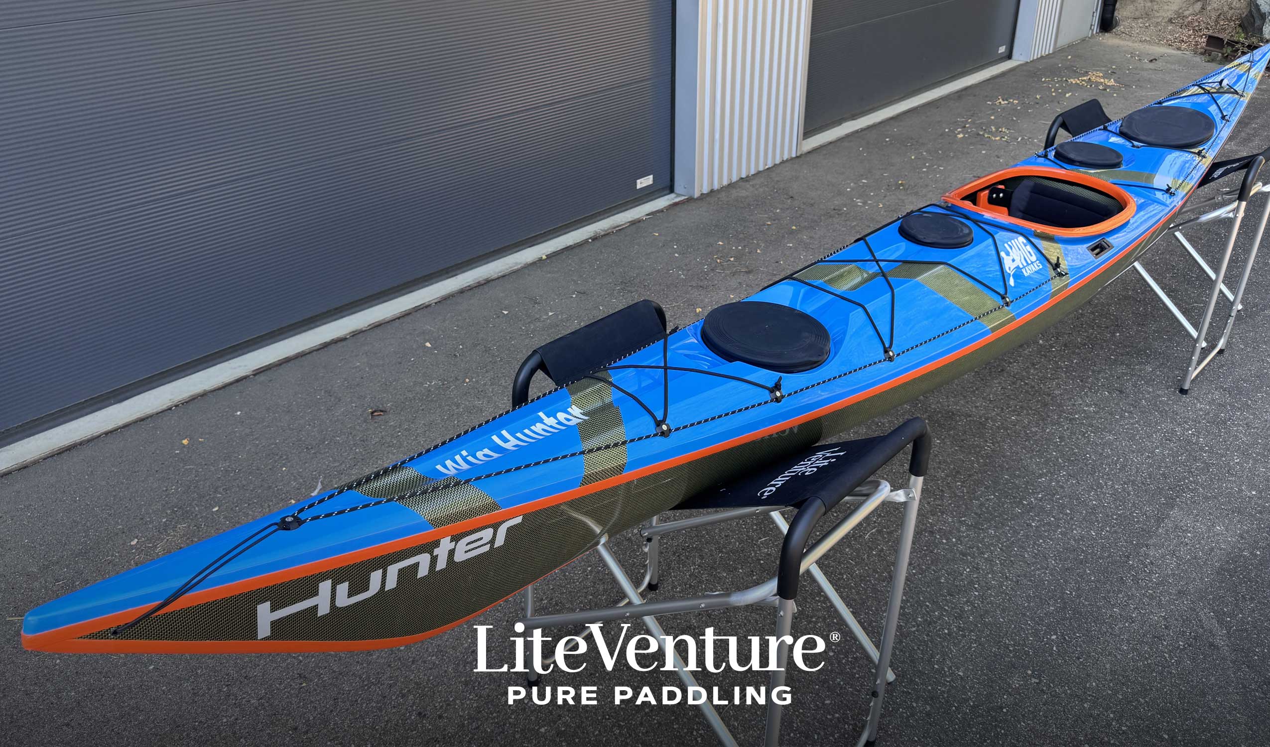 Hunter 520 Seekajak-Carbon/Kevlar Layup-Sky Blue / Orange / Carbon/Kevlar Sichtcarbon