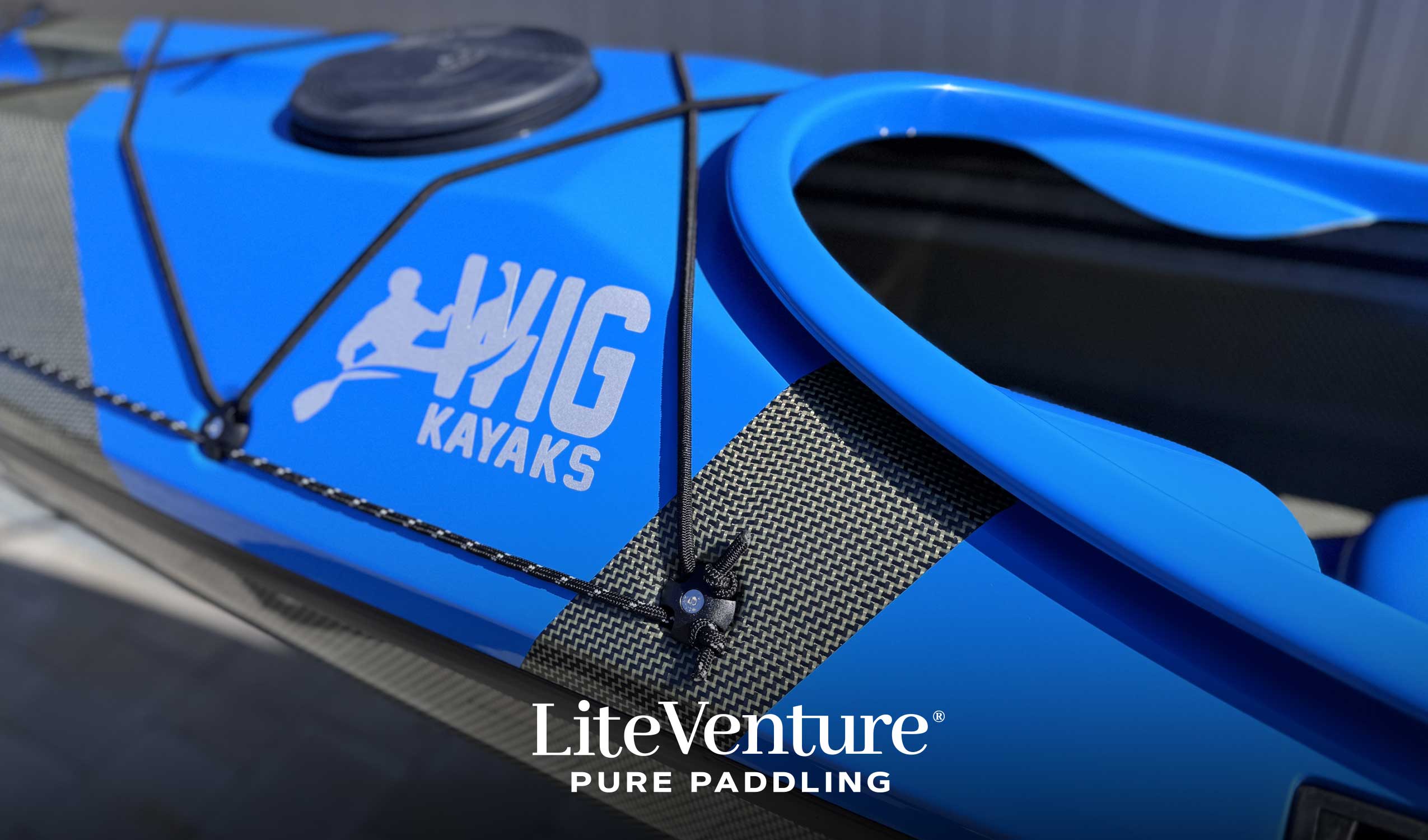 Hunter 520-C/K Layup-Sky Blue - Carbon/Kevlar Sichtcarbon