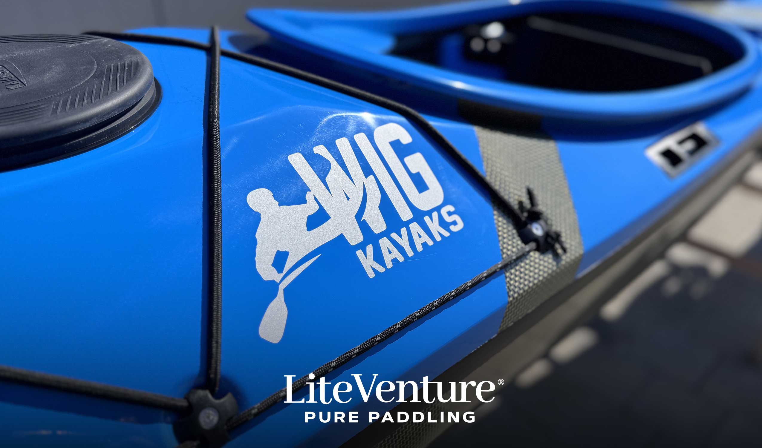 Hunter 520-C/K Layup-Sky Blue - Carbon/Kevlar Sichtcarbon