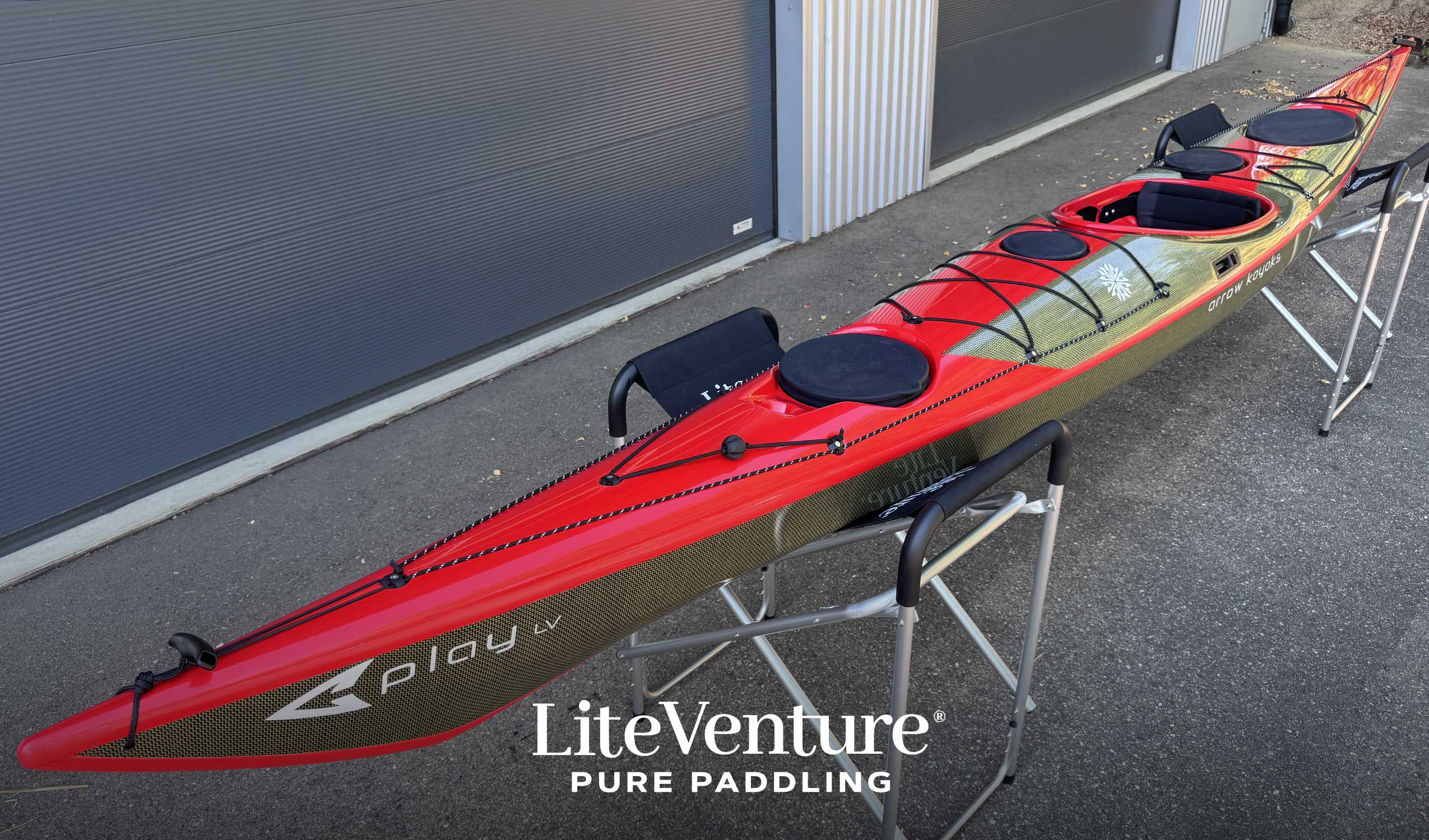 Arrow Play LV Seekajak-Naked Carbon/Kevlar Layup-Red/Naked Carbon Kevlar