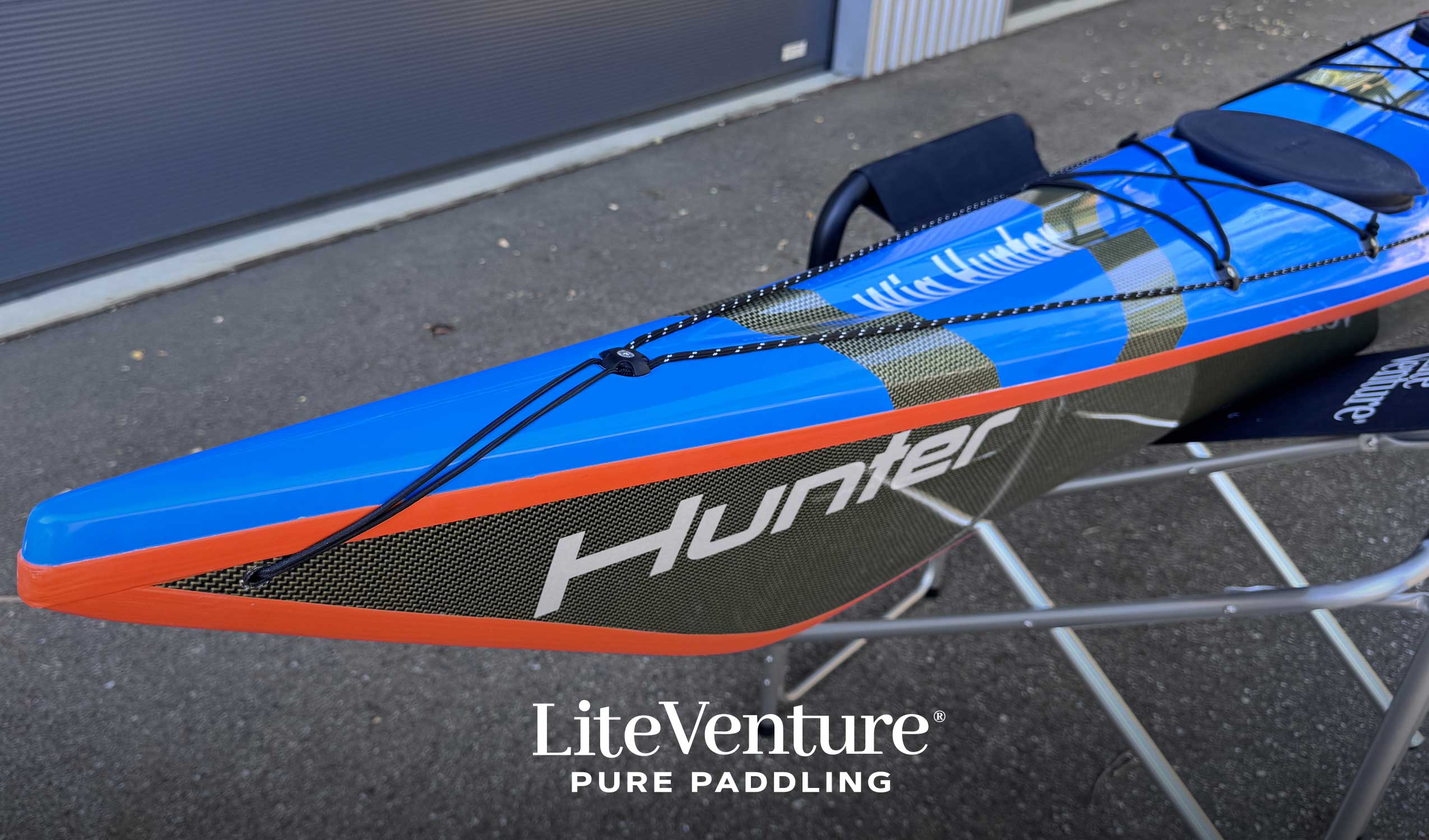 Hunter 520 Seekajak-Carbon/Kevlar Layup-Sky Blue / Orange / Carbon/Kevlar Sichtcarbon