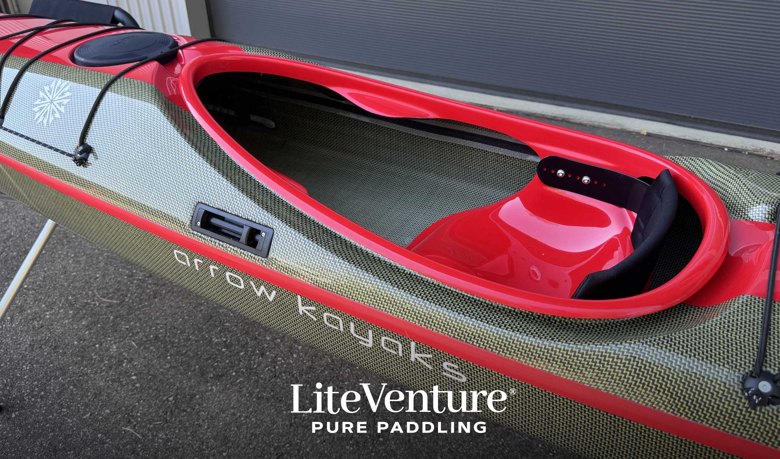 Arrow Play LV Seekajak-Naked Carbon/Kevlar Layup-Red/Naked Carbon Kevlar
