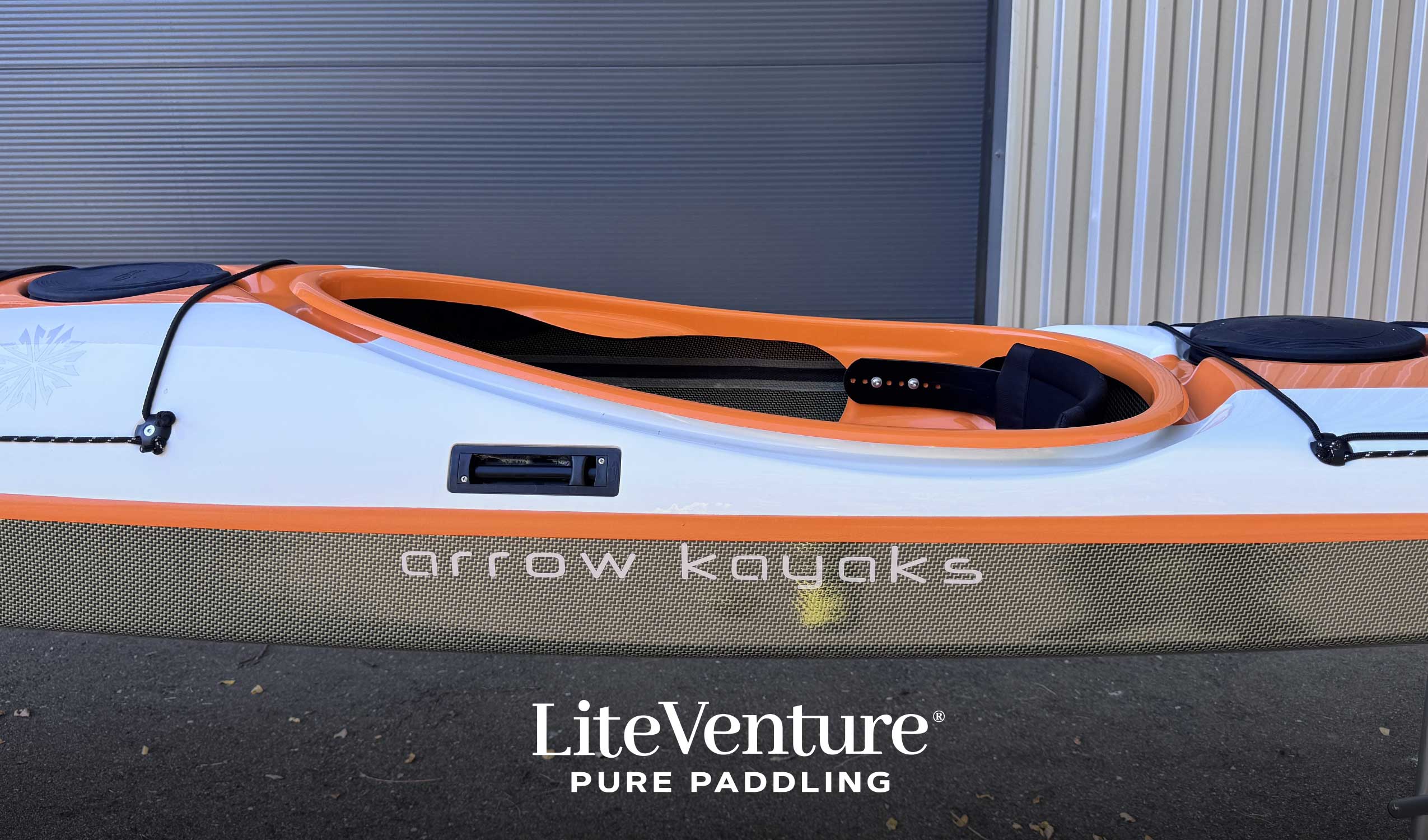 Arrow Play MV Seekajak-Carbon/Kevlar Layup-Orange/Weiss/Sichtcarbon