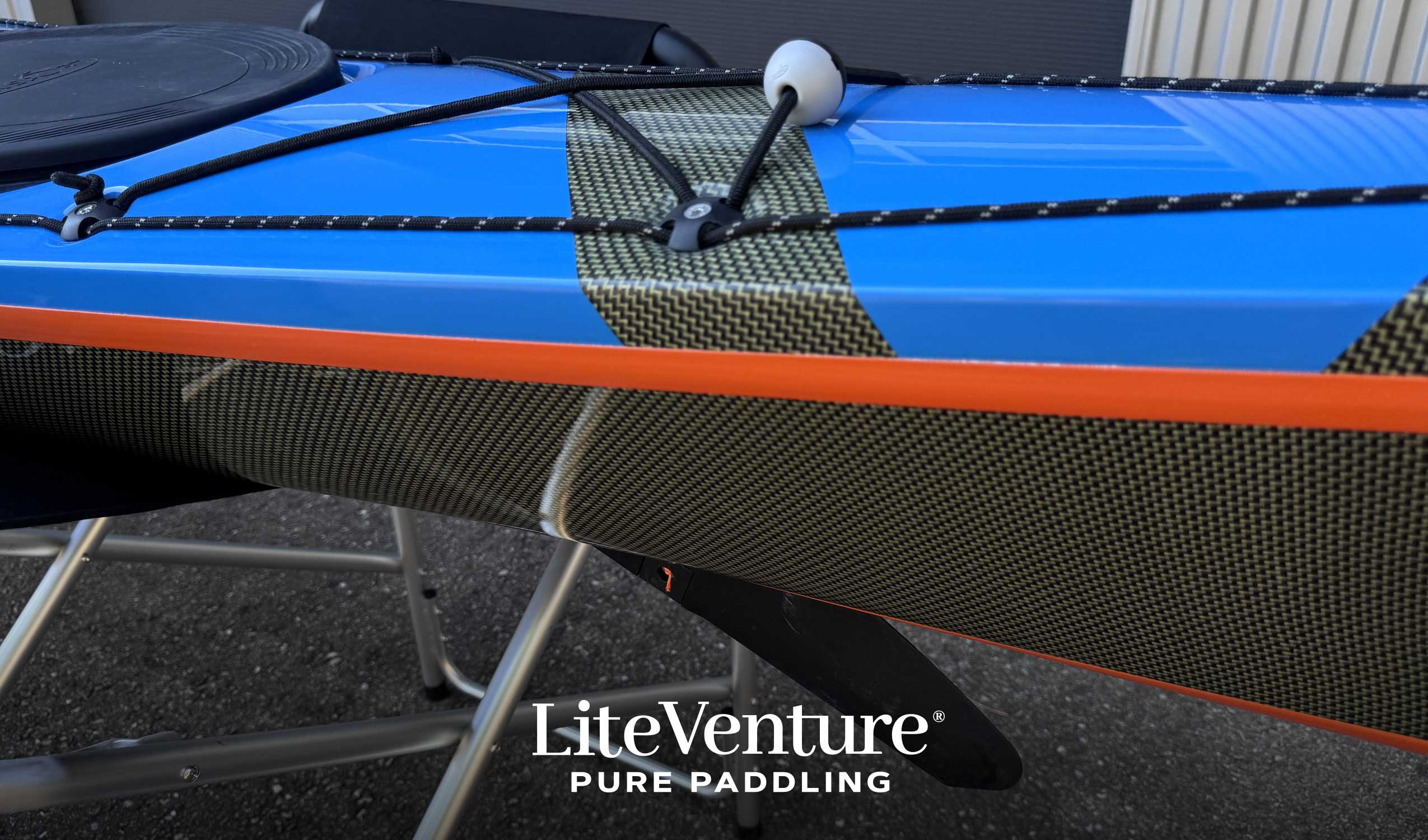 Hunter 520 Seekajak-Carbon/Kevlar Layup-Sky Blue / Orange / Carbon/Kevlar Sichtcarbon