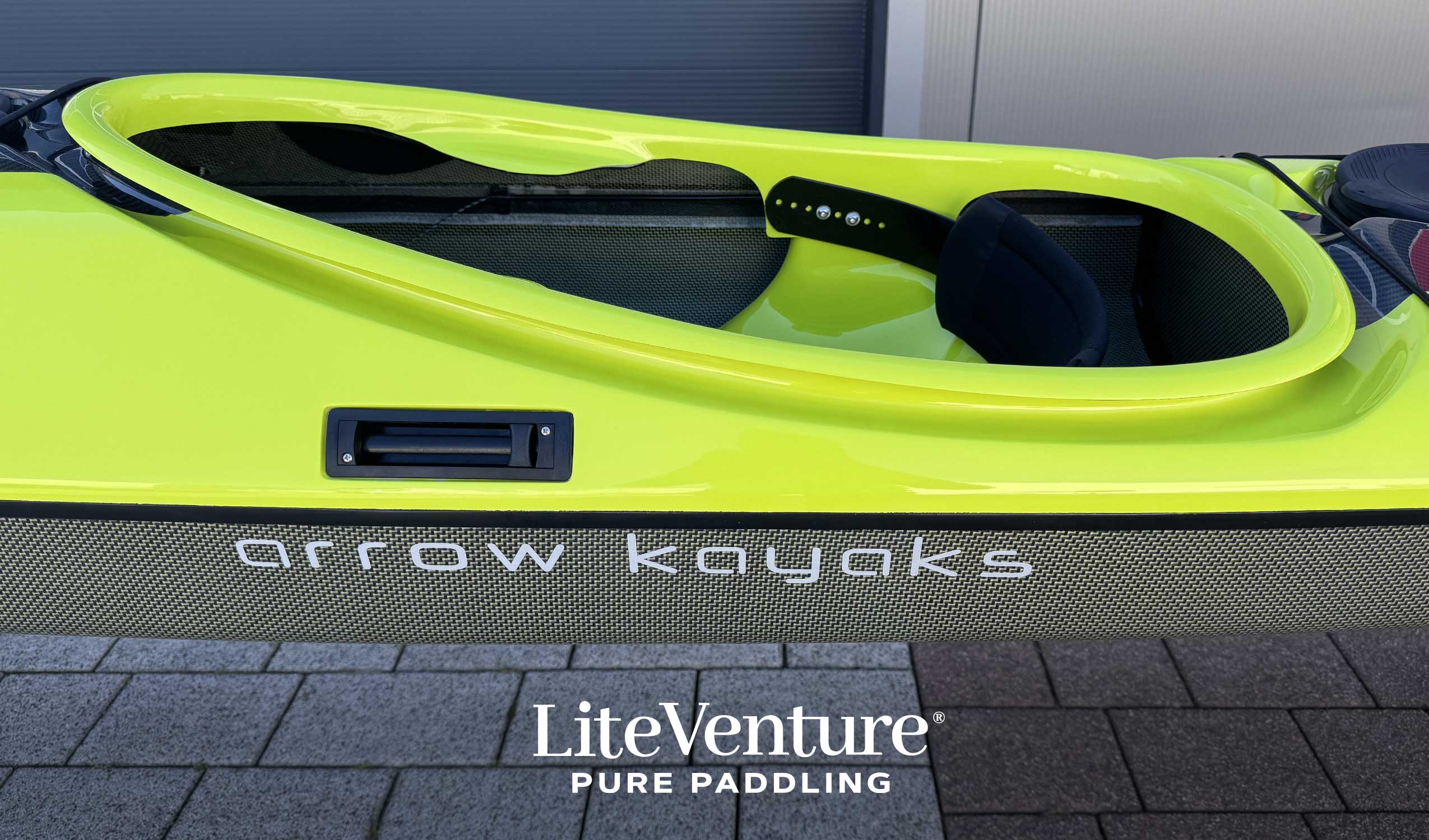 Arrow Empower-Carbon/Kevlar Layup-Special Edition Carbon Arrow / Acid Green