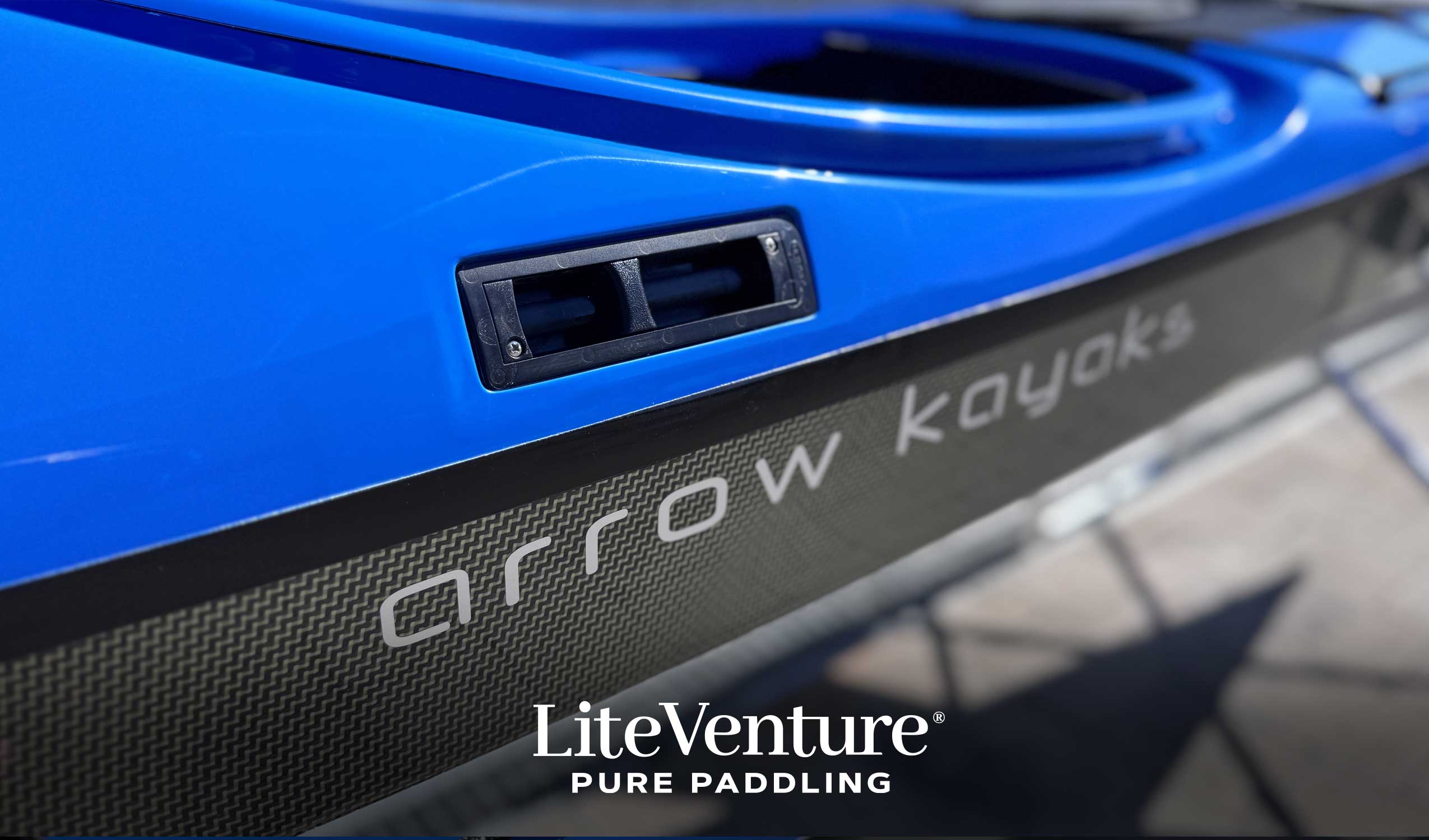 Arrow Play MV-Carbon/Kevlar Layup-Sky Blue/Sichtcarbon
