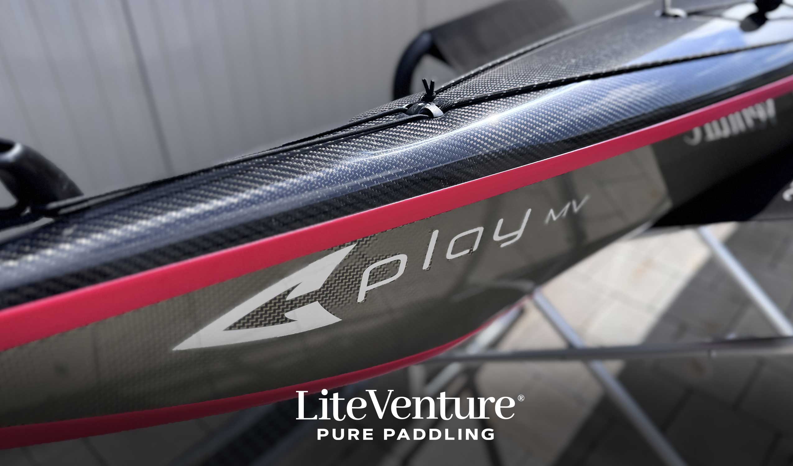 Arrow Play LV-Carbon/Kevlar Layup-Red/Sichtcarbon