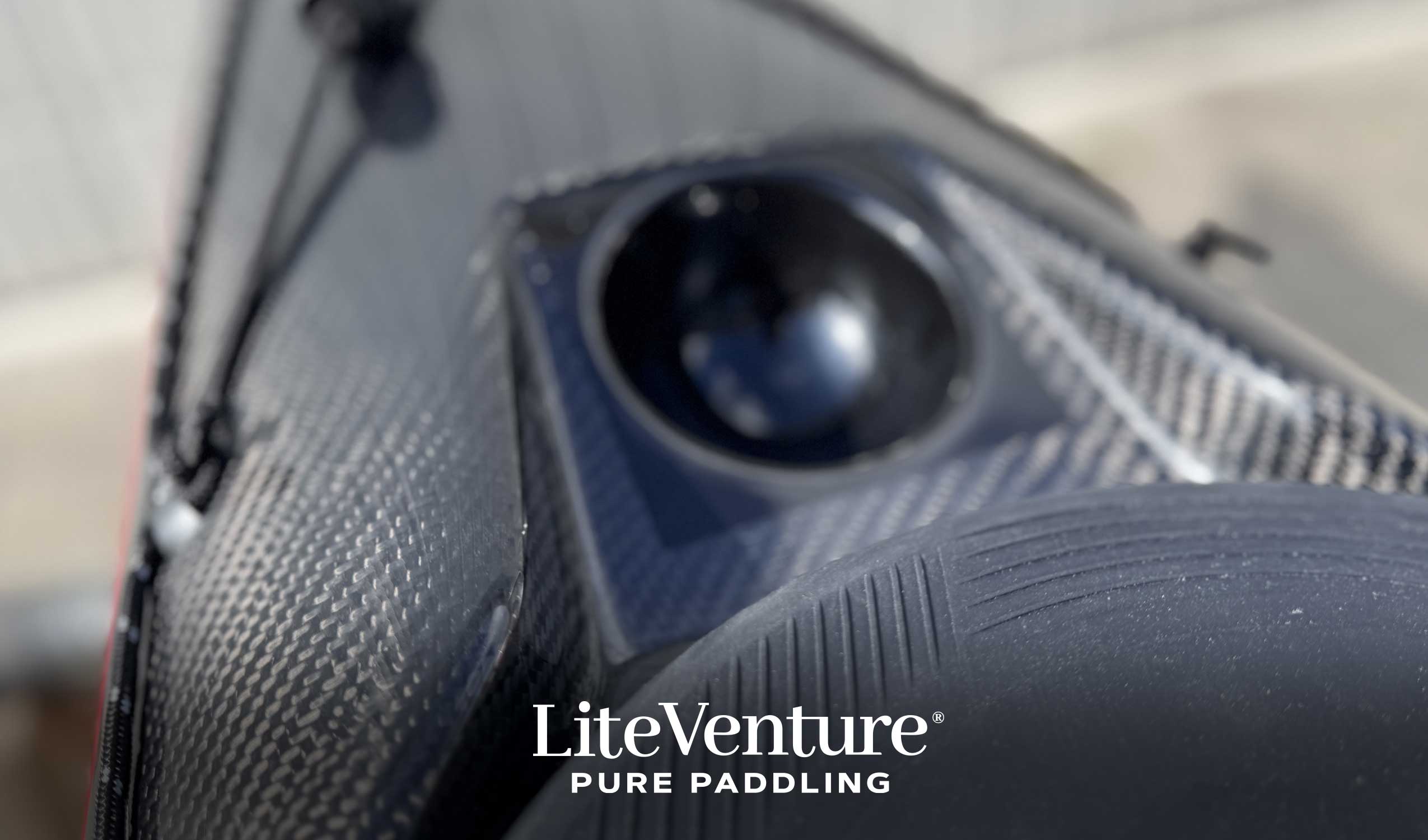Arrow Play LV-Carbon/Kevlar Layup-Red/Sichtcarbon