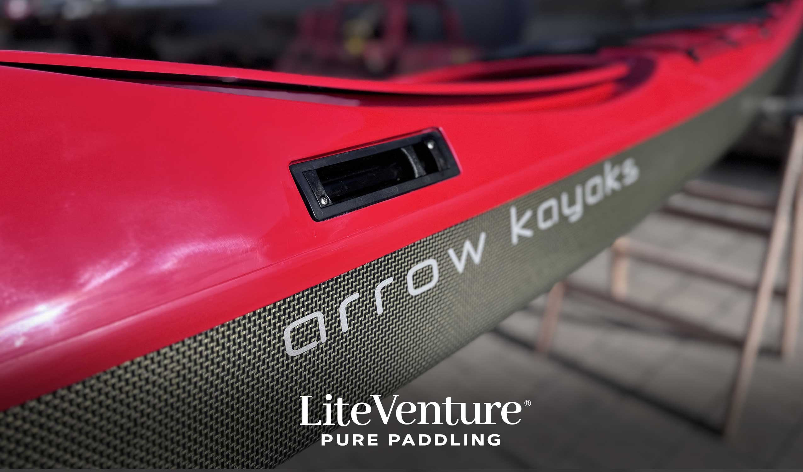Arrow Play LV-Carbon/Kevlar Layup-Red/Sichtcarbon