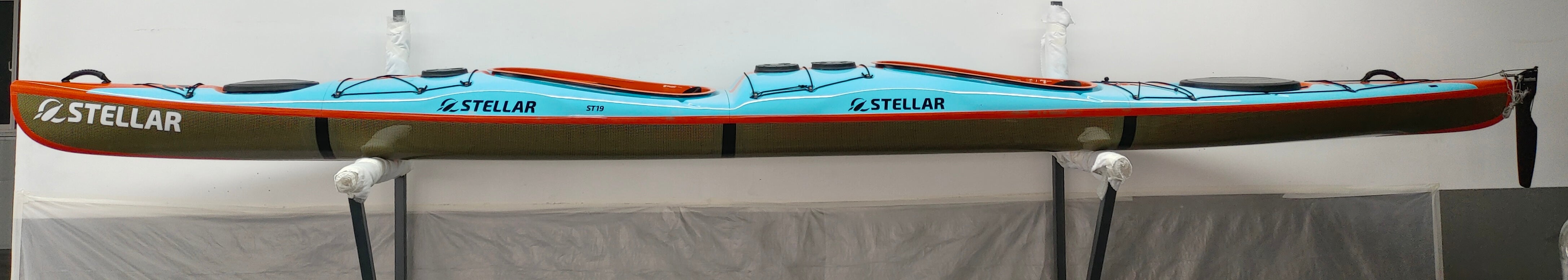 ST19 Mod divisible-Multisport Layup Carbon/Kevlar-Tandem & Solo Kayak-Teal/Orange/Visible Carbon