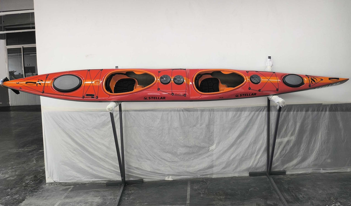 ST19 Mod, teilbar-Multisport Layup Carbon/Kevlar-Tandem & Solo Kajak- Rot/Orange/Sichtcarbon