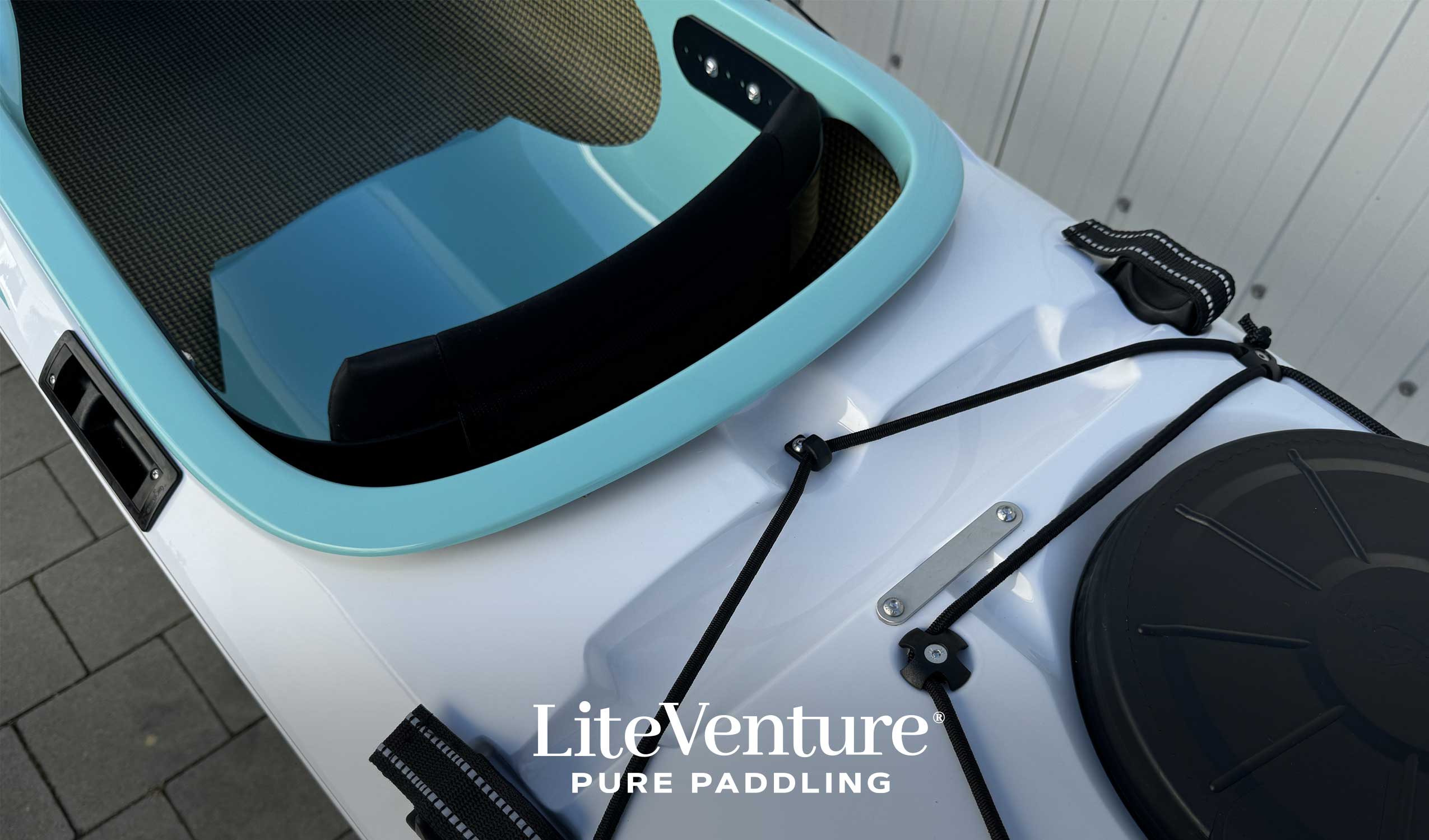 Mira 485 - Stratificazione in carbonio/kevlar - Bianco/Turchese