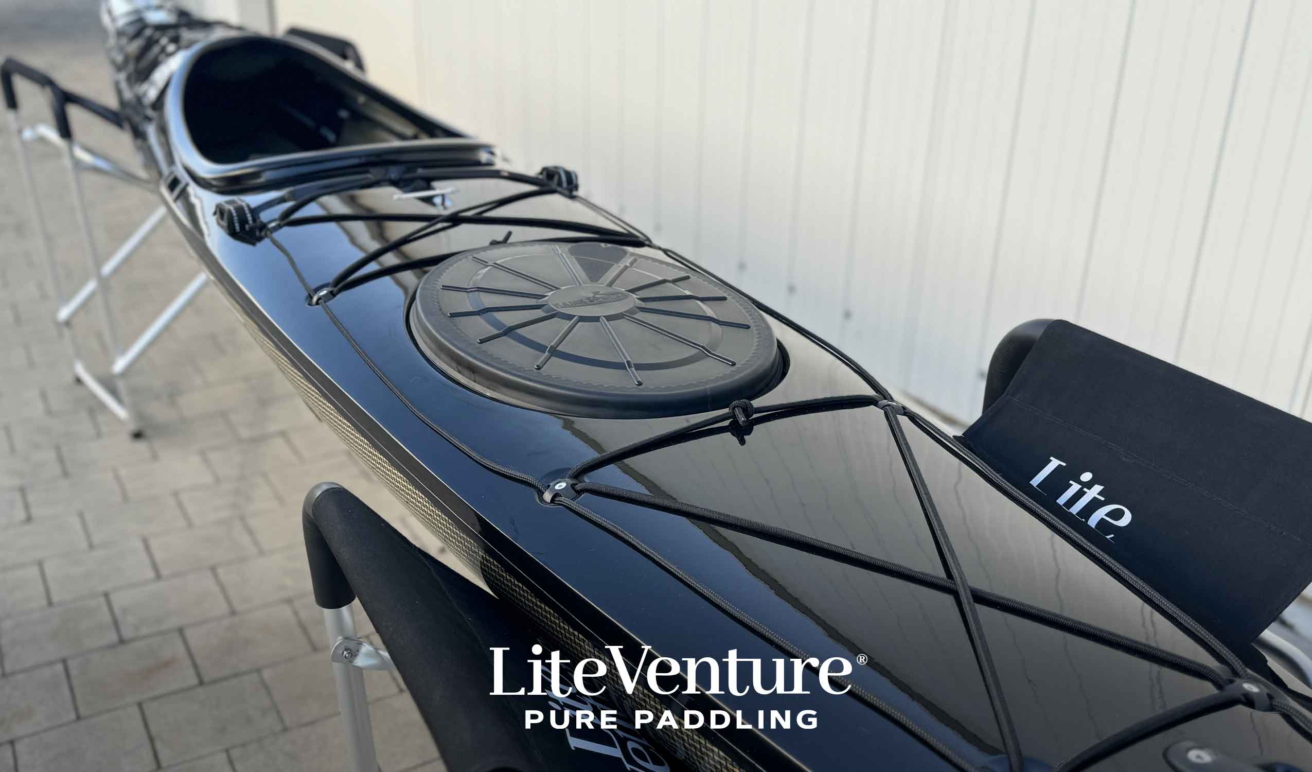 Rapid 522-Carbon-Kevlar Layup-Black