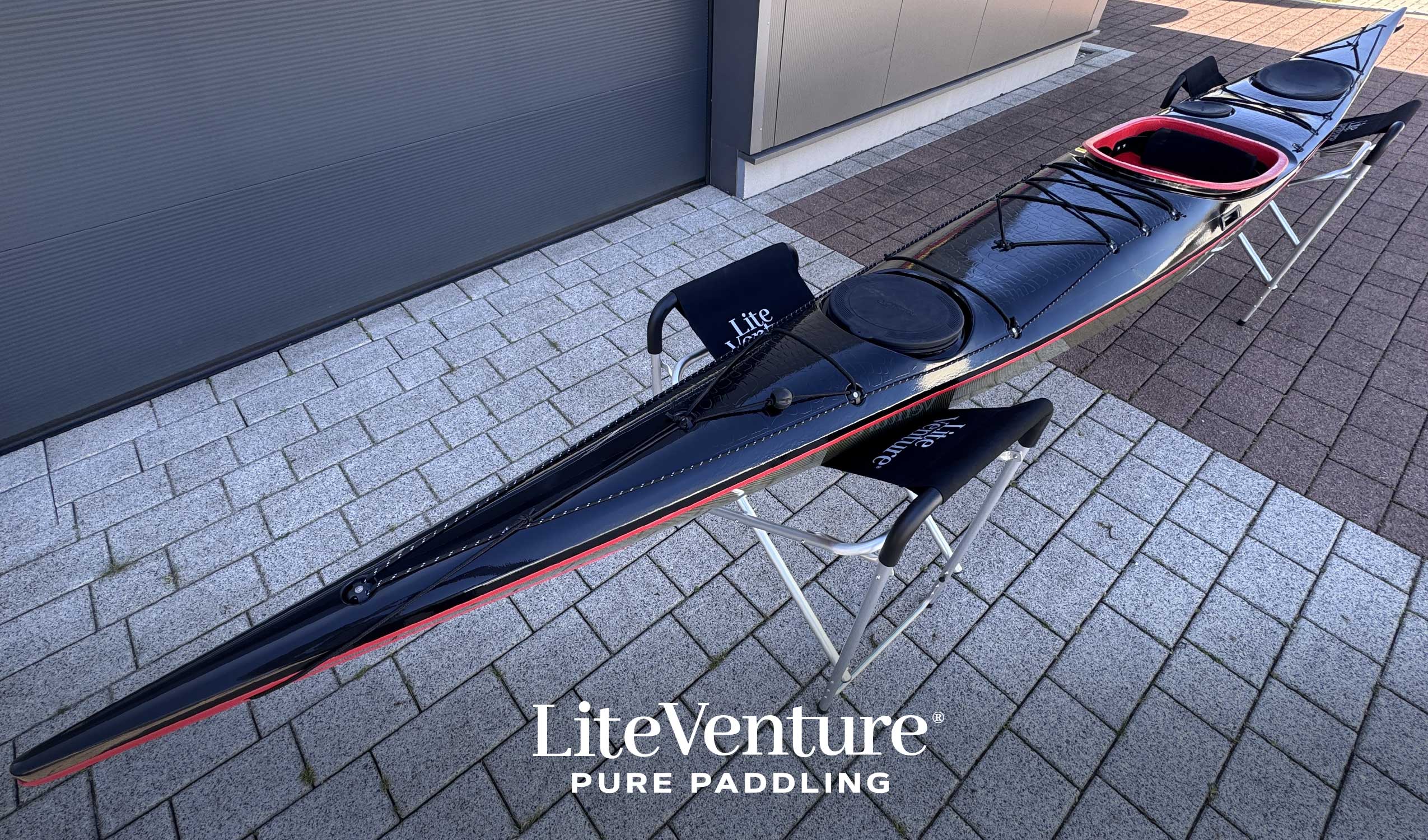 Greenland GT-Carbon/Kevlar Layup-Schwarz/Rot mit Sichtcarbon
