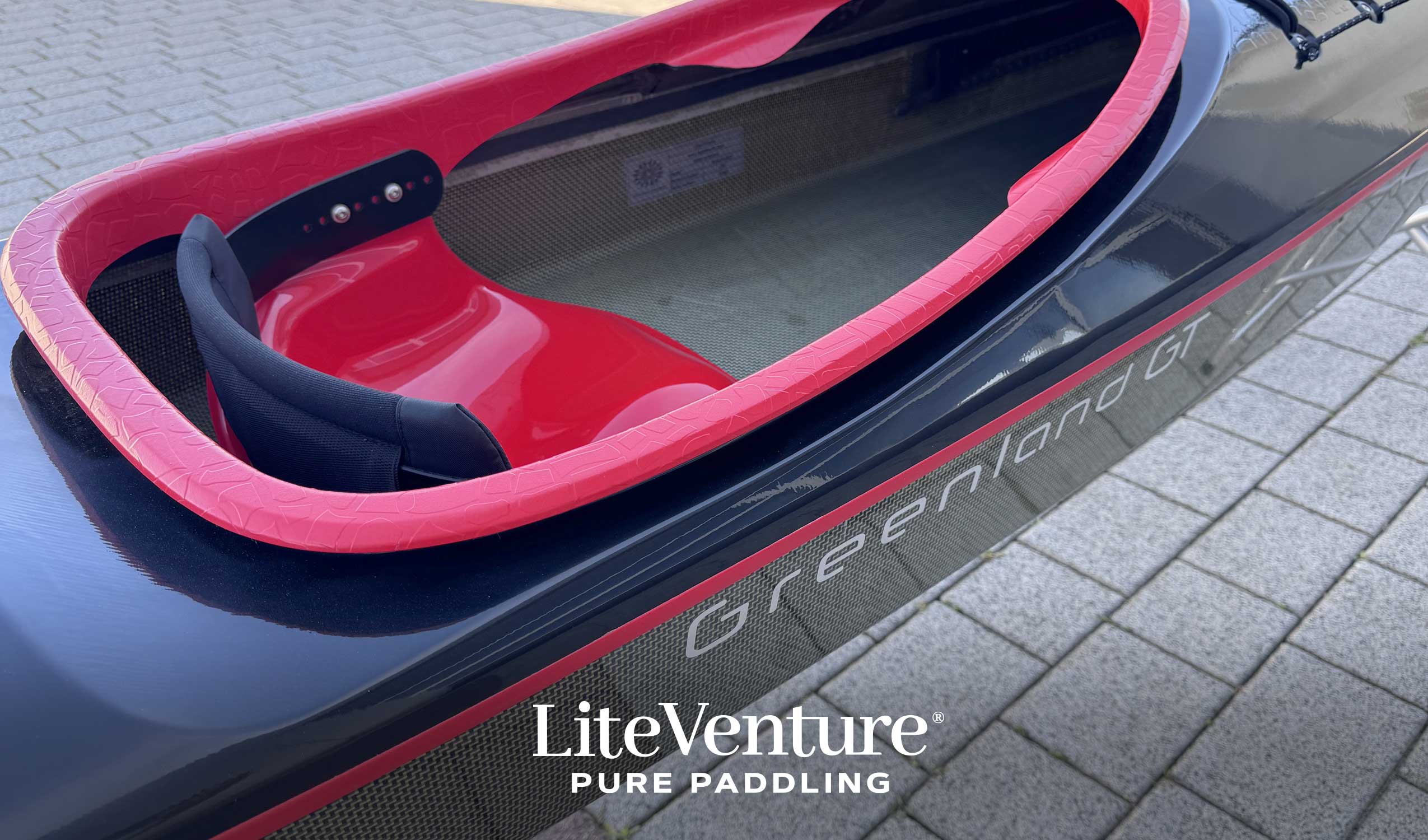 Greenland GT carbon/kevlar layup black/red with visible carbon fibre
