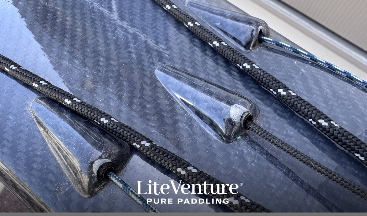Arrow Bara Seekajak-Carbon/Kevlar Layup-Carbondeck Sky Blue/Sichtcarbon