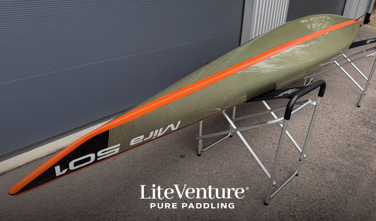 Mira 501 Seekajak-Carbon/Kevlar Layup-Orange/Schwarz/Sichtcarbon